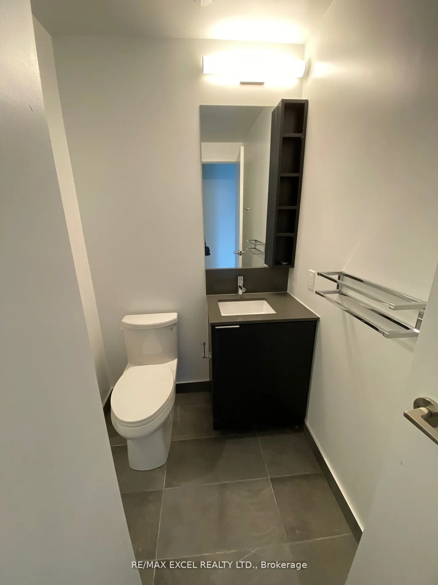 1000 Portage Parkway, #4815