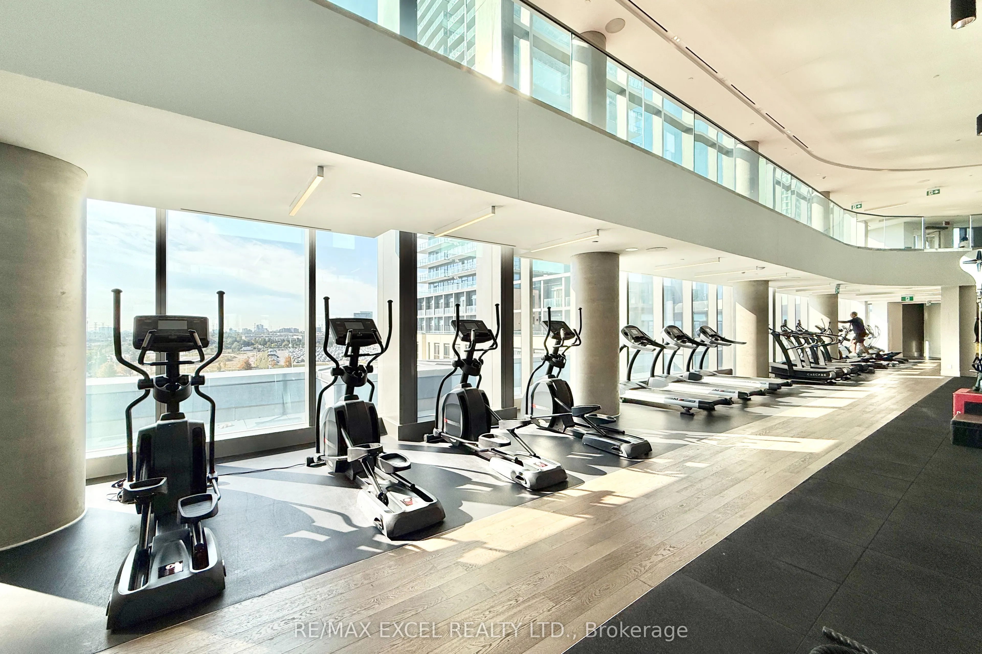 1000 Portage Parkway, #4815