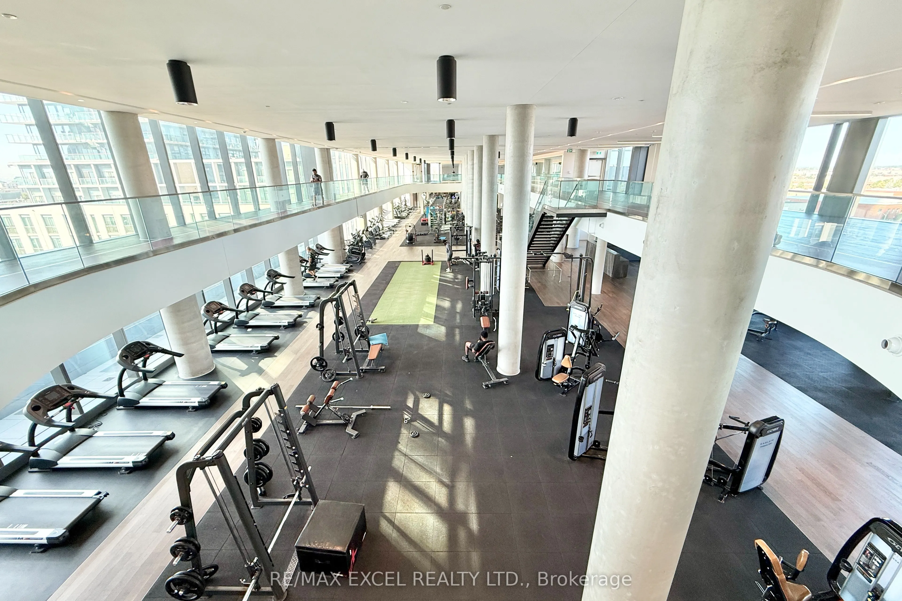 1000 Portage Parkway, #4815