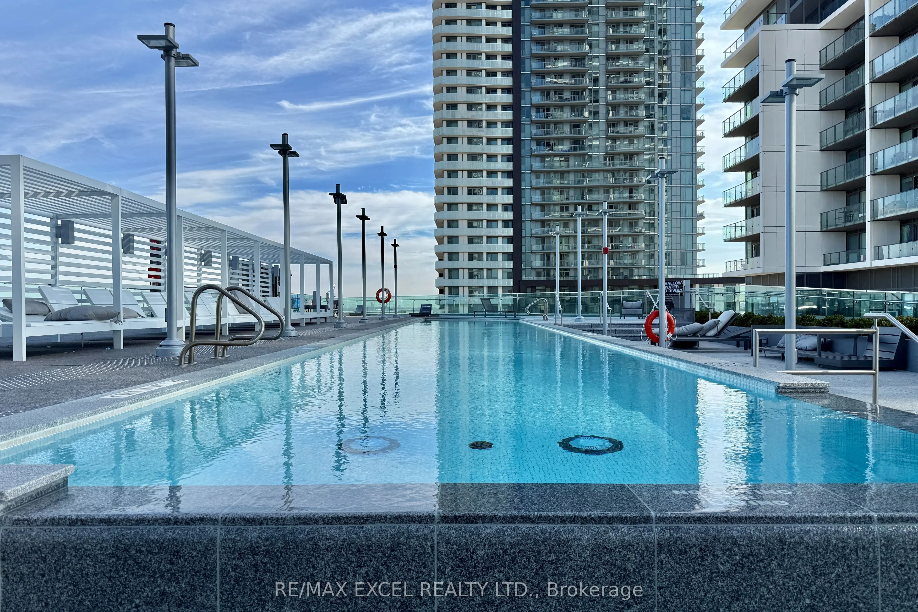 1000 Portage Parkway, #4815