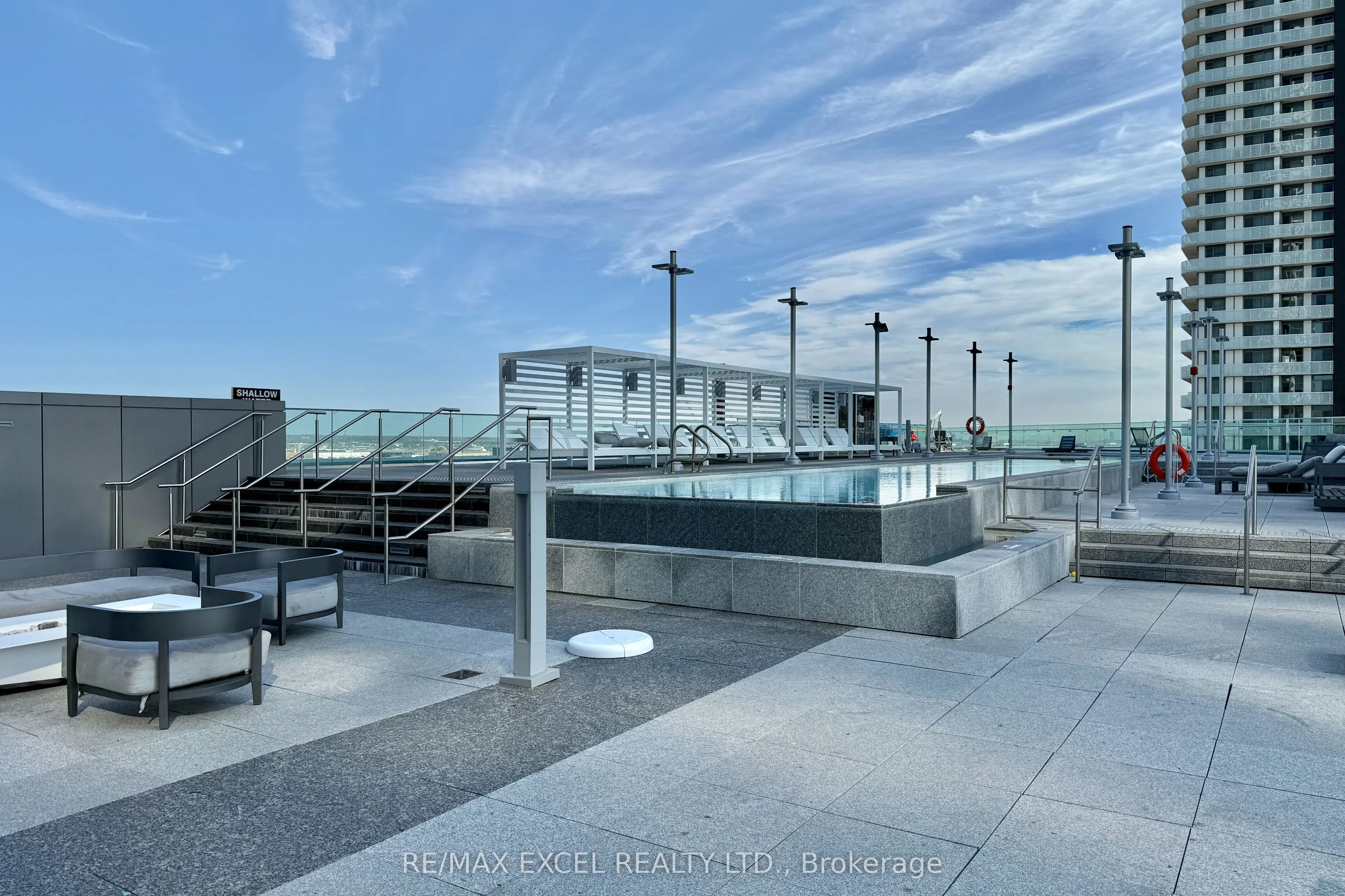 1000 Portage Parkway, #4815