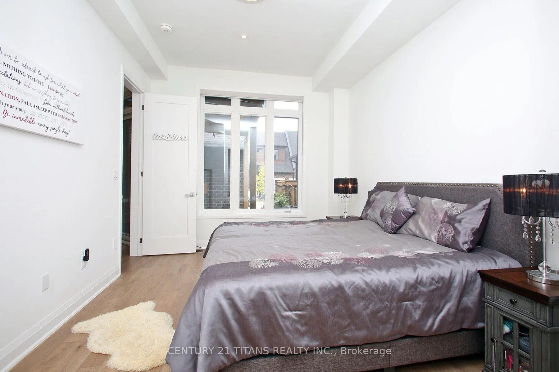 18 Vern Robertson Gate