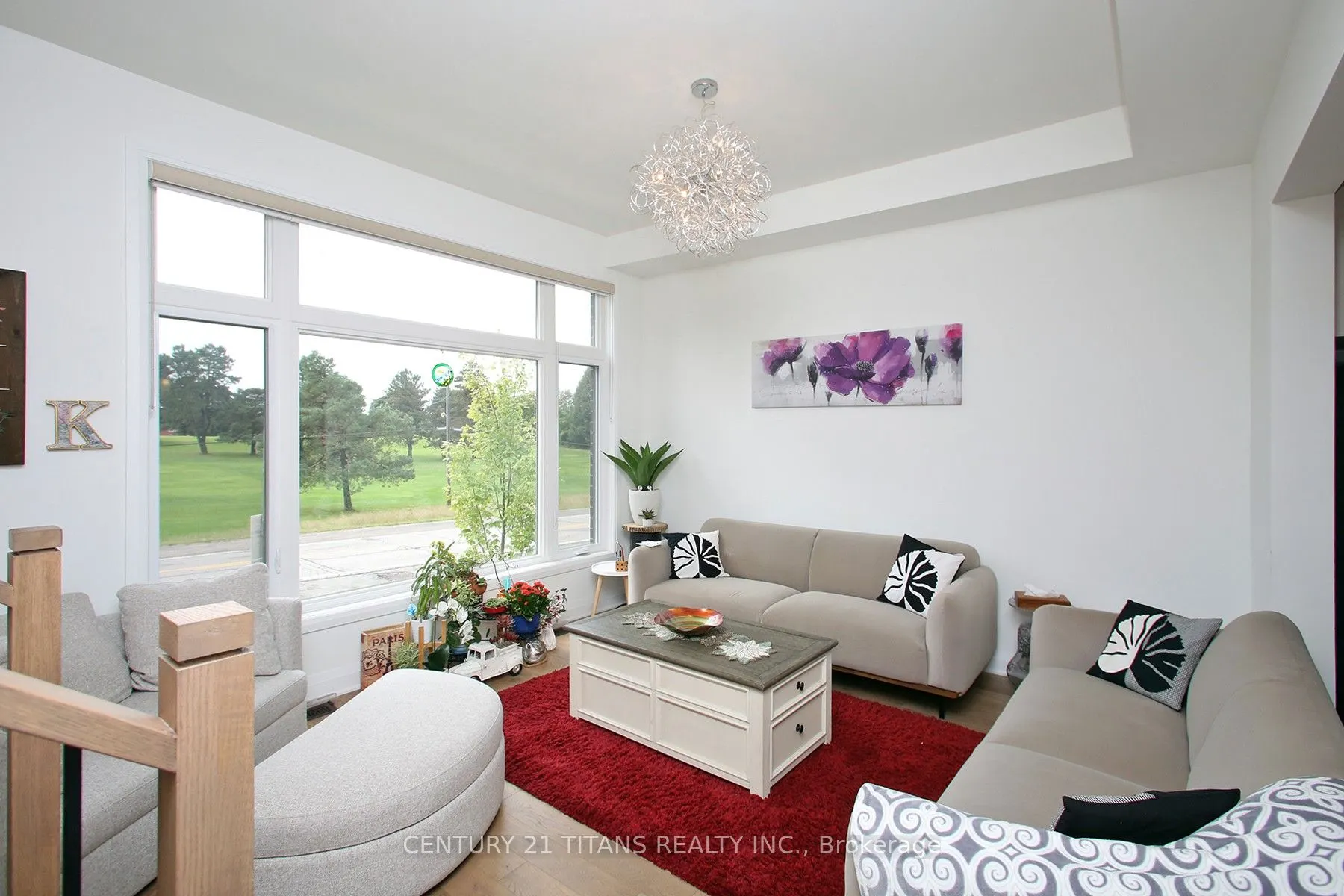 18 Vern Robertson Gate