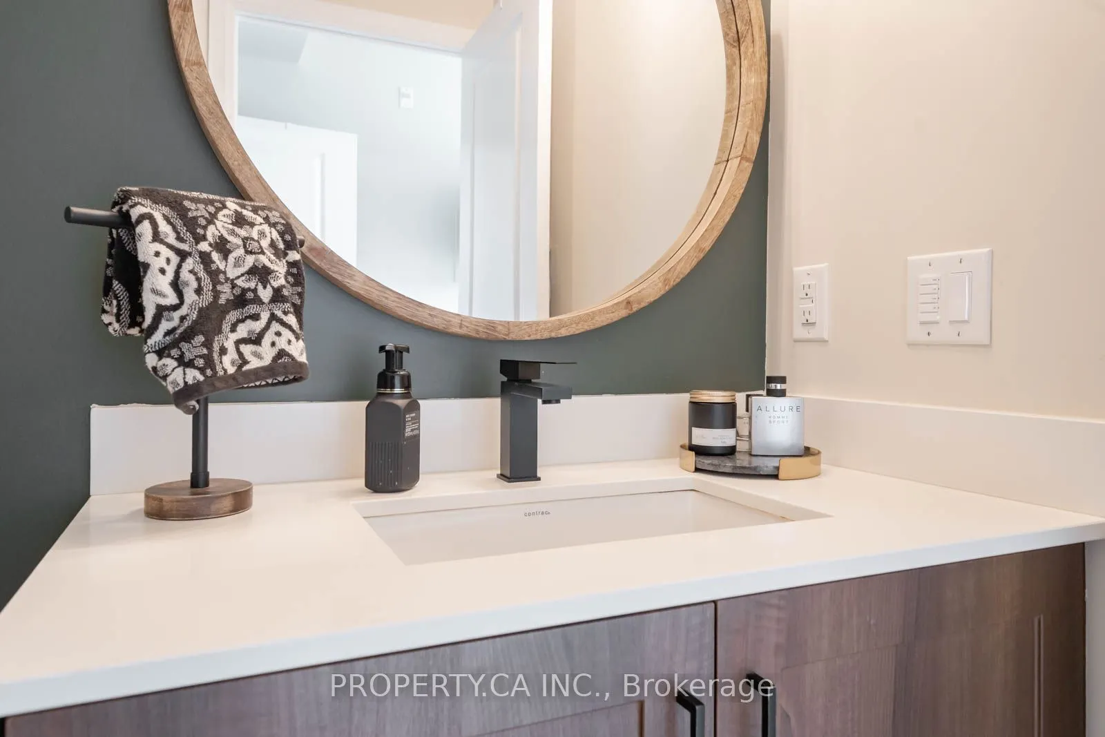 4700 Highway 7 Road, #318