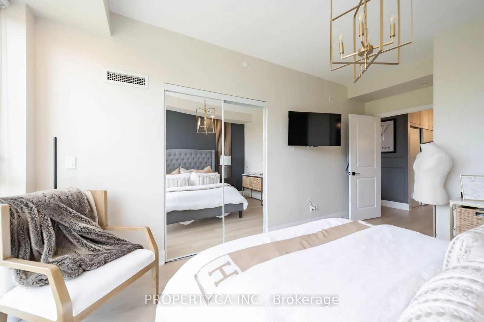 4700 Highway 7 Road, #318