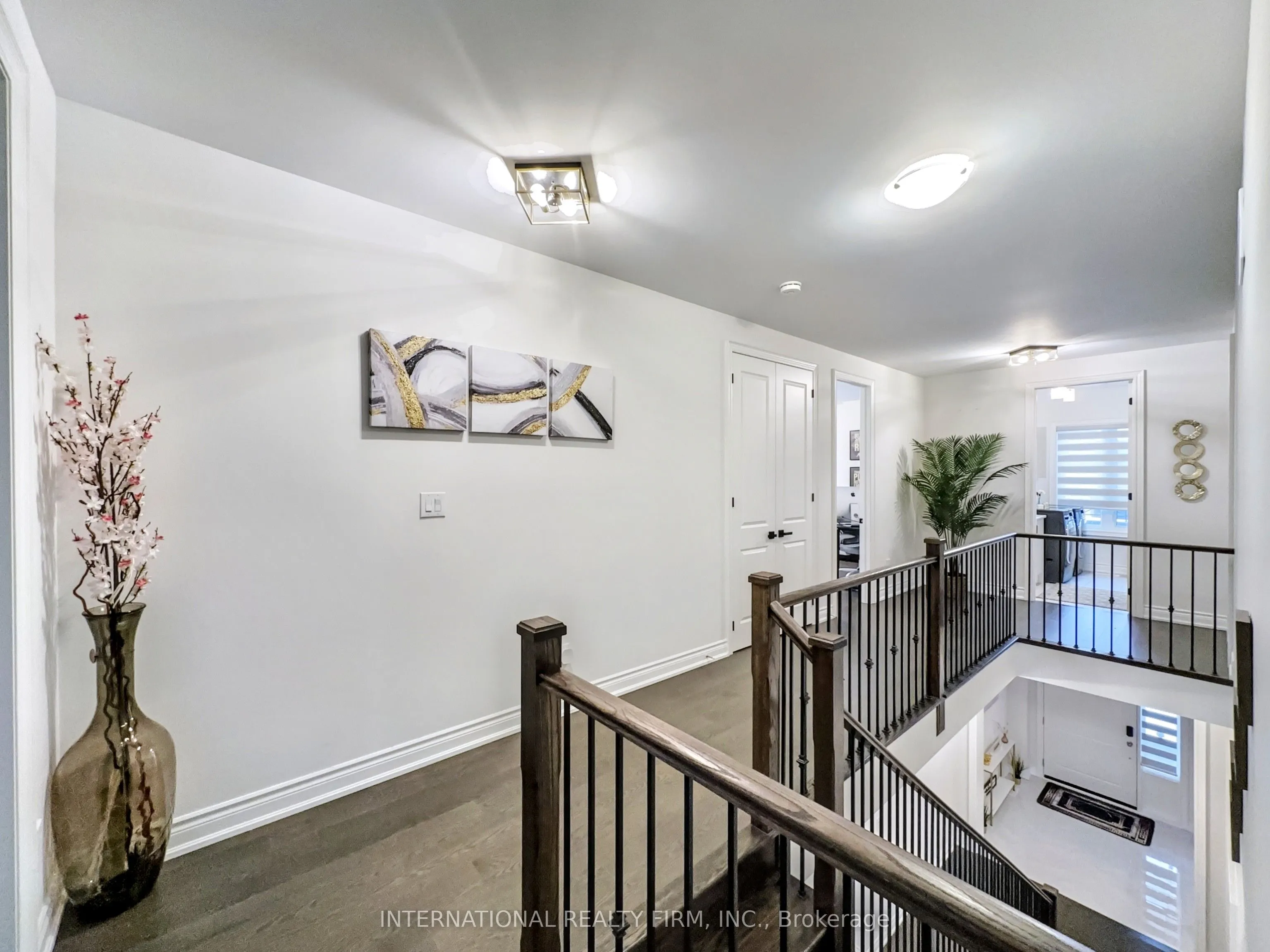 150 Cannes Avenue