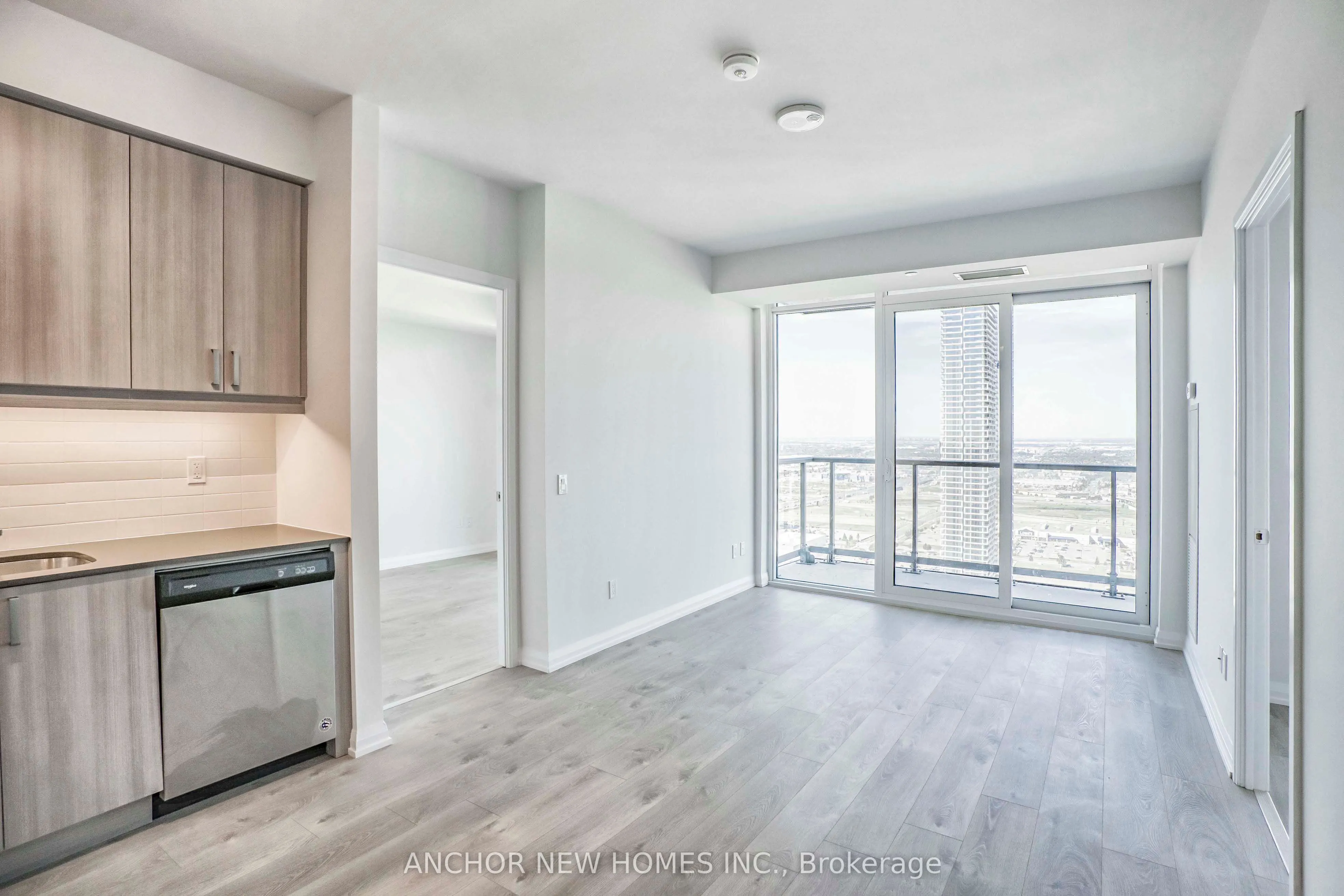 7895 Jane Street, #Lph10