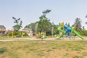 370 Highway 7 E, #702