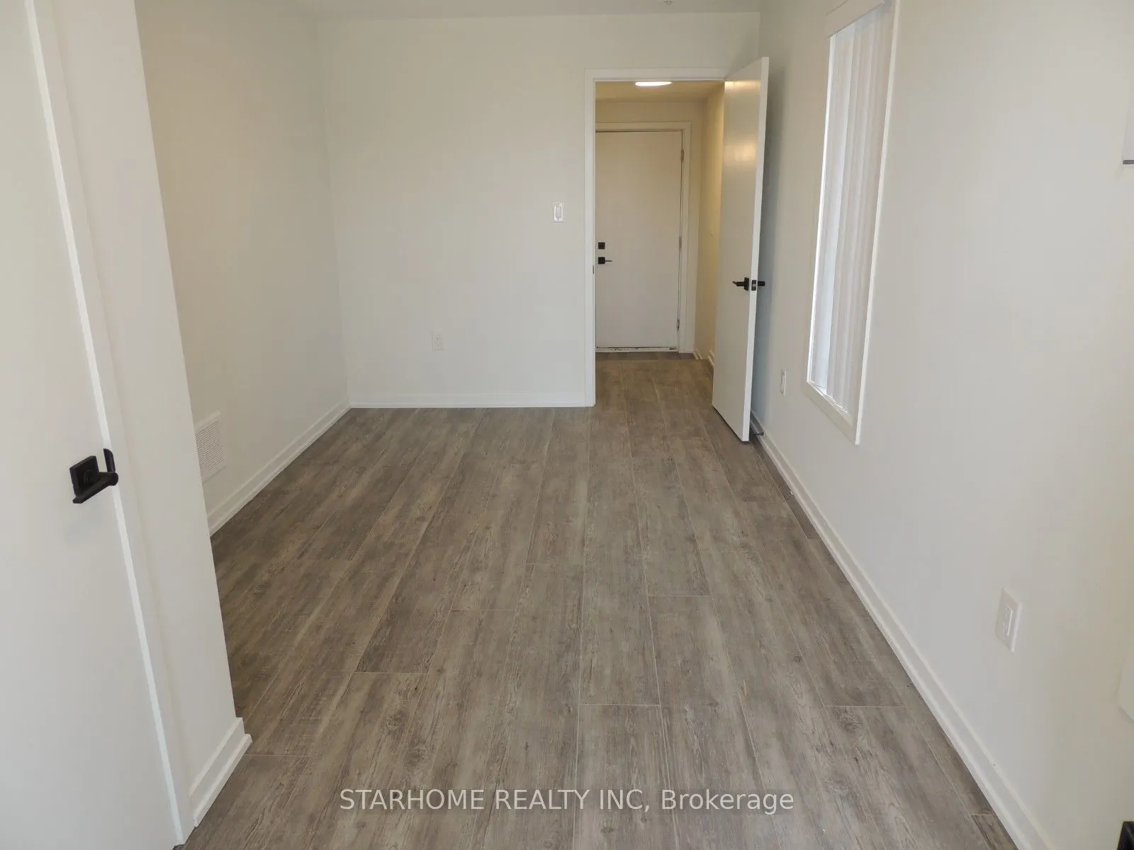 24 Matawin Lane, #0150