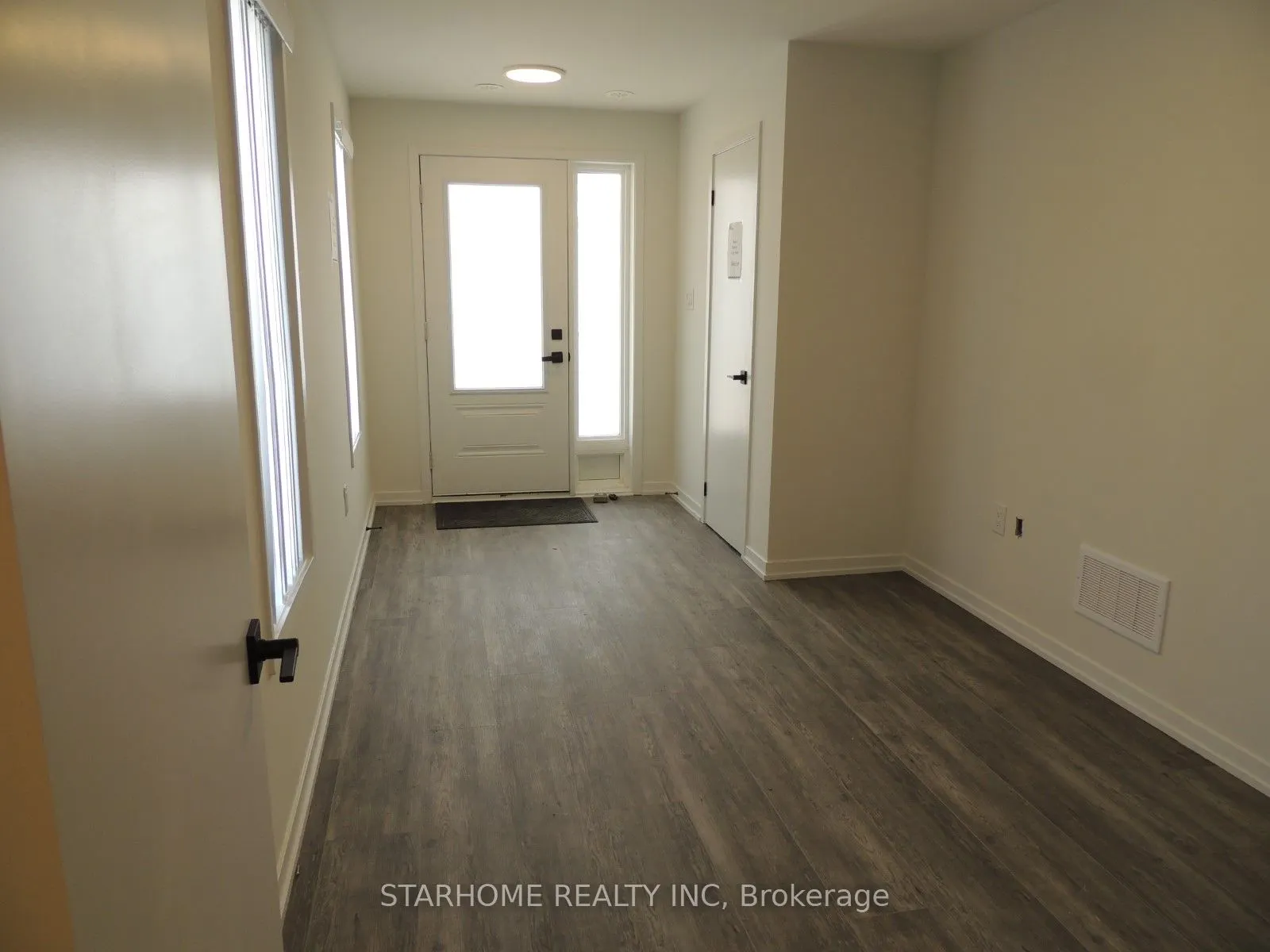 24 Matawin Lane, #0150