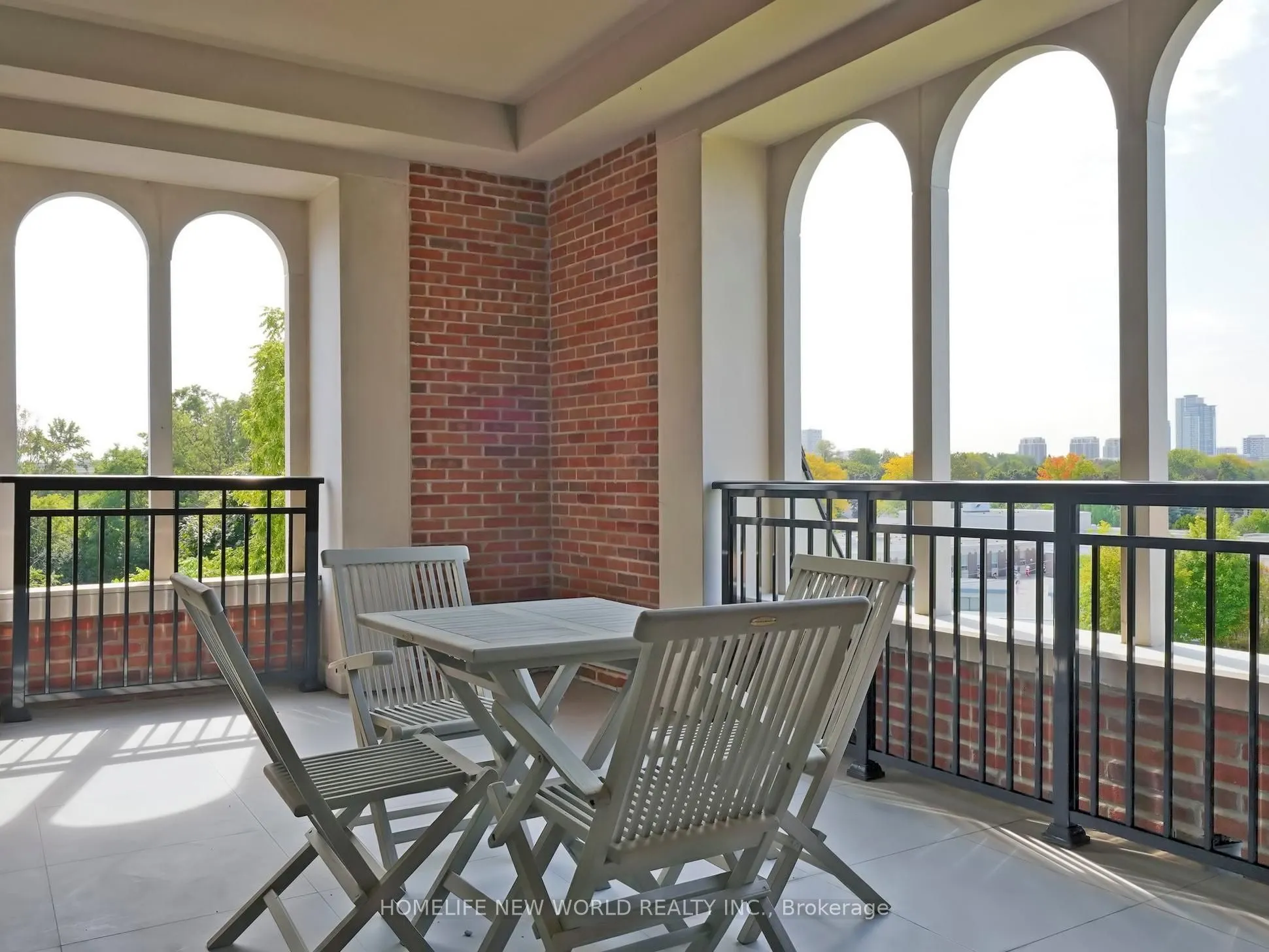 208 Main St. Unionville, #401