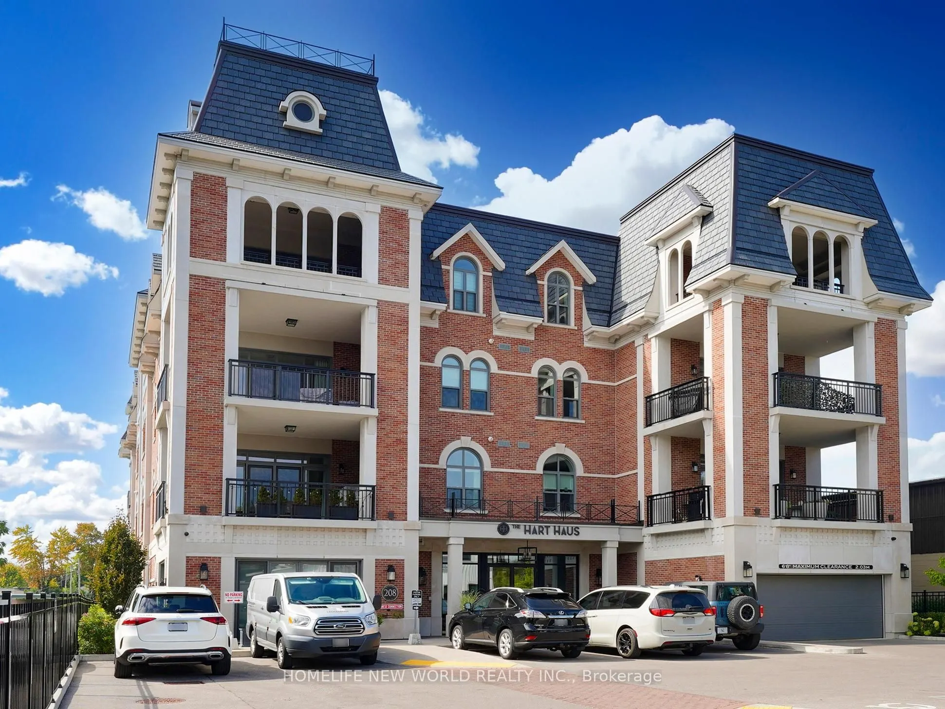 208 Main St. Unionville, #401
