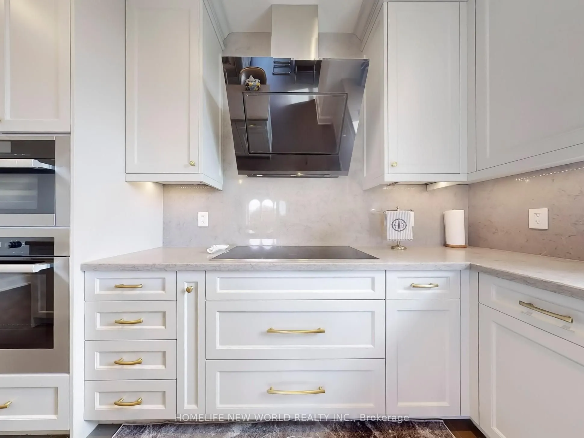208 Main St. Unionville, #401