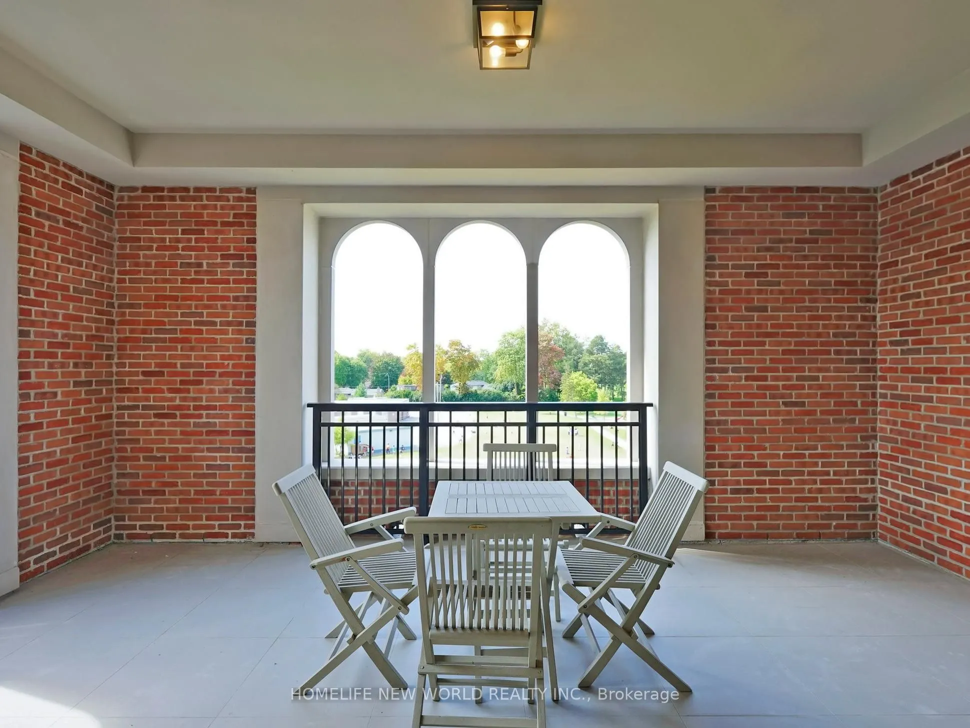208 Main St. Unionville, #401