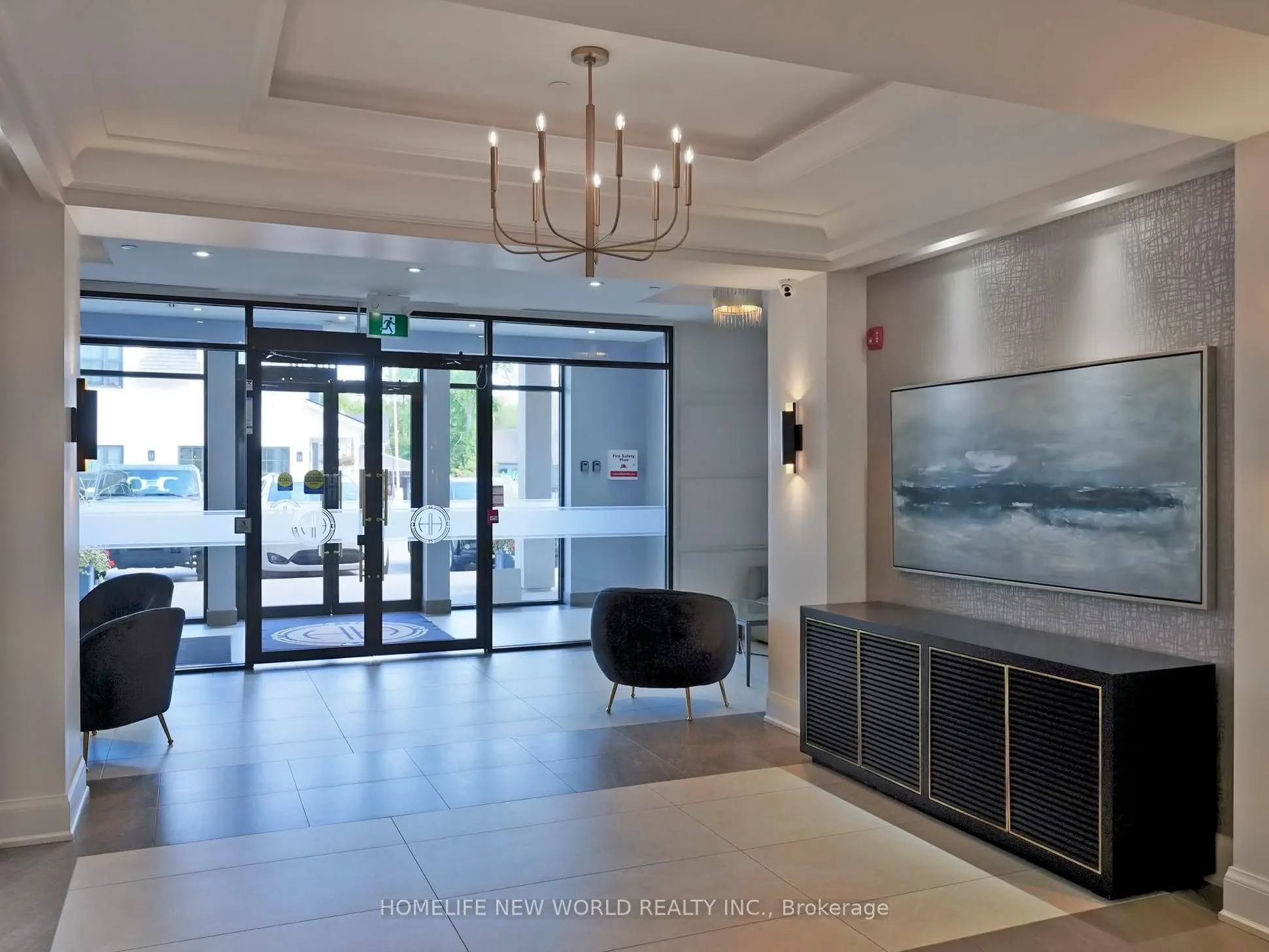 208 Main St. Unionville, #401