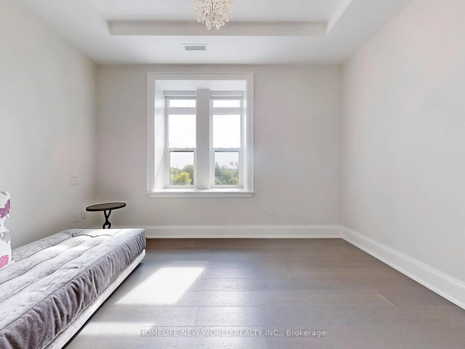 208 Main St. Unionville, #401