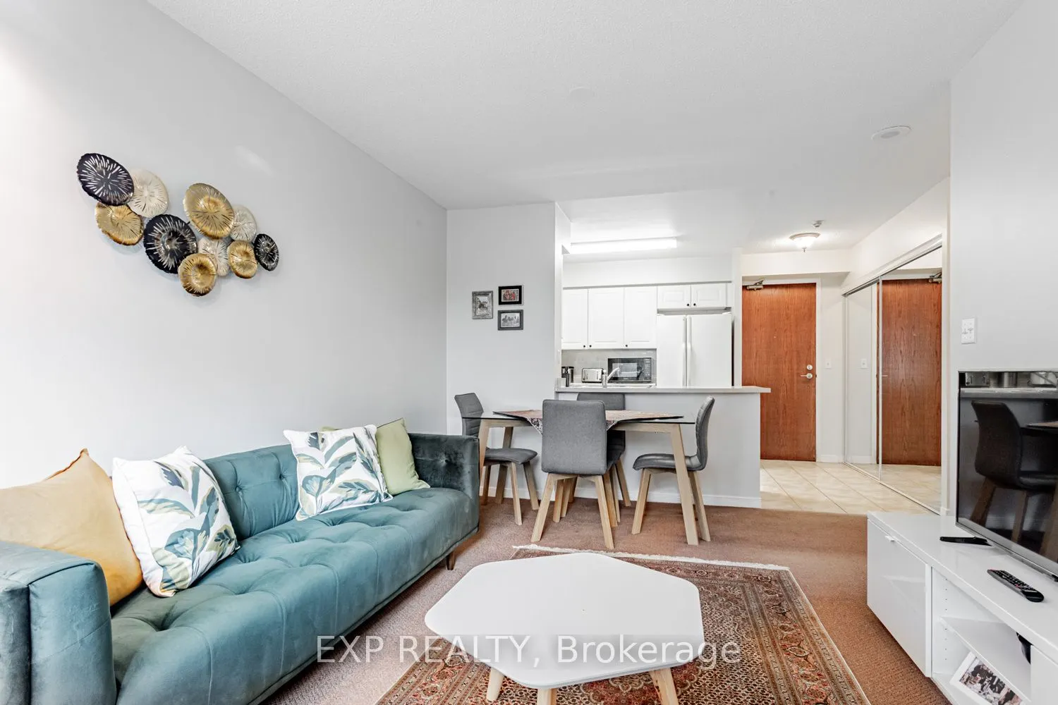 3 Ellesmere Street, #308