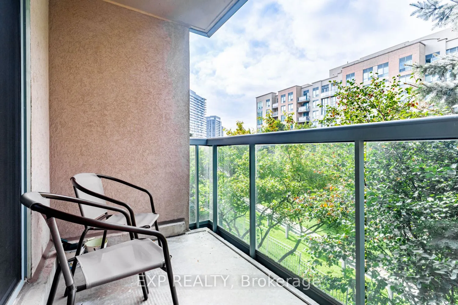 3 Ellesmere Street, #308