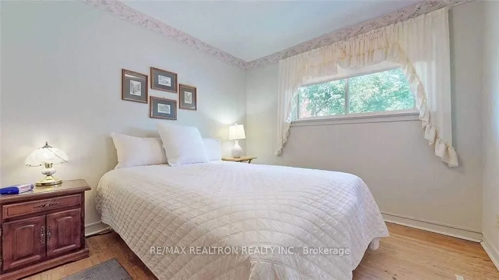 6 Winlaw Place
