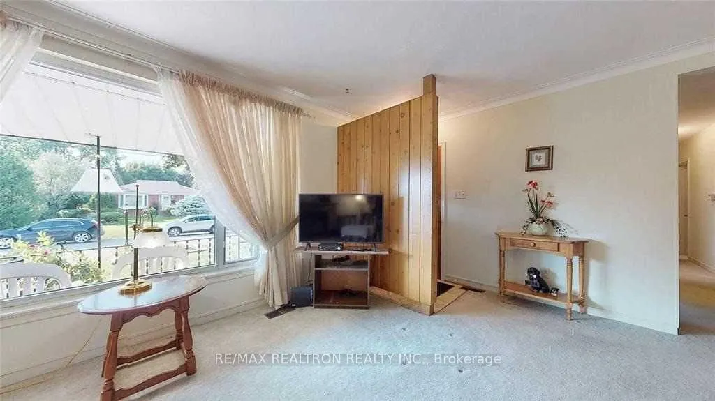 6 Winlaw Place