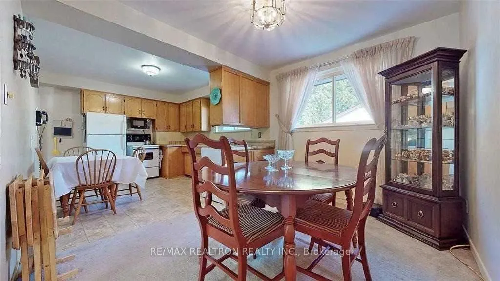 6 Winlaw Place