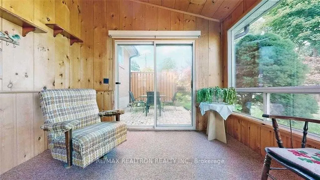 6 Winlaw Place