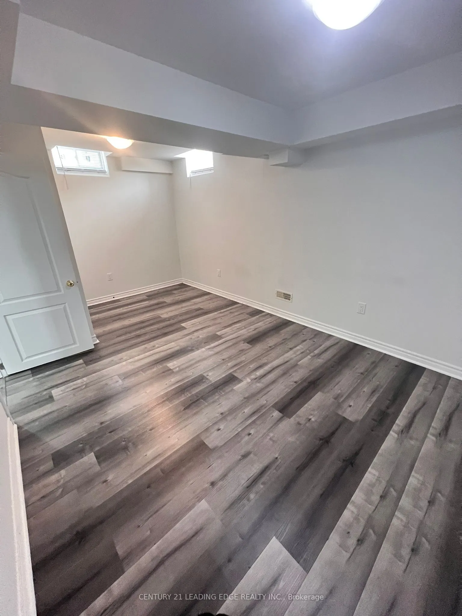 230 Wardlaw Place, #Lower