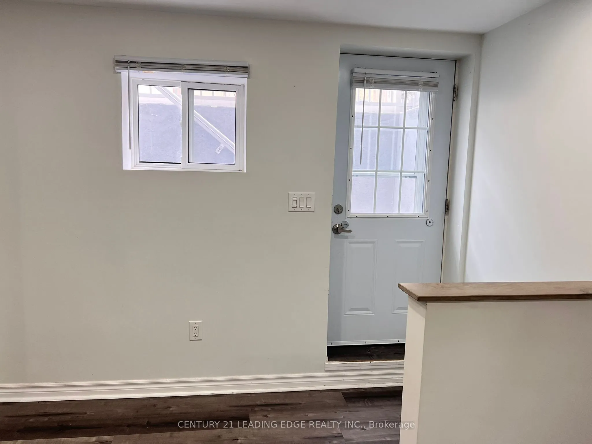 230 Wardlaw Place, #Lower