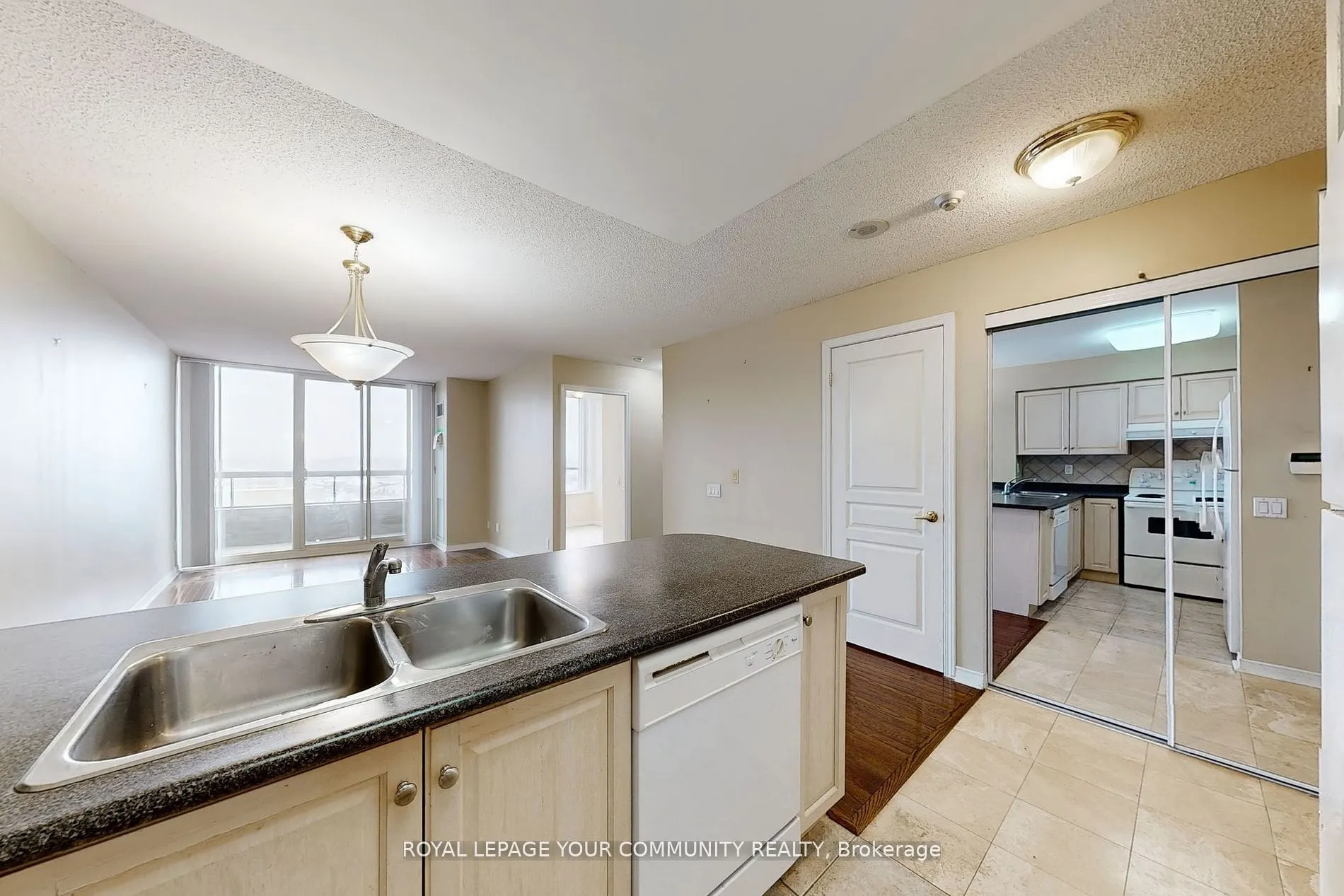 9 Northern Heights Drive, #1003