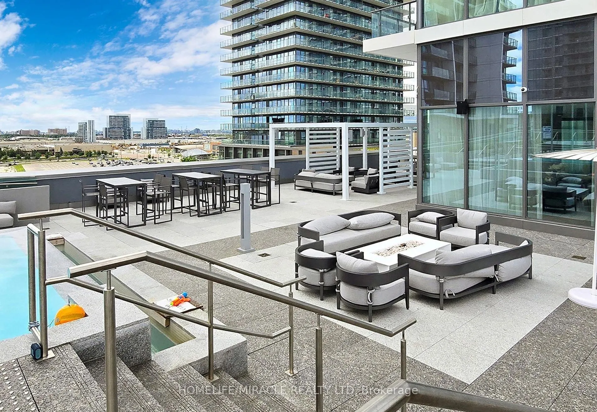 7890 Jane Street, #4202