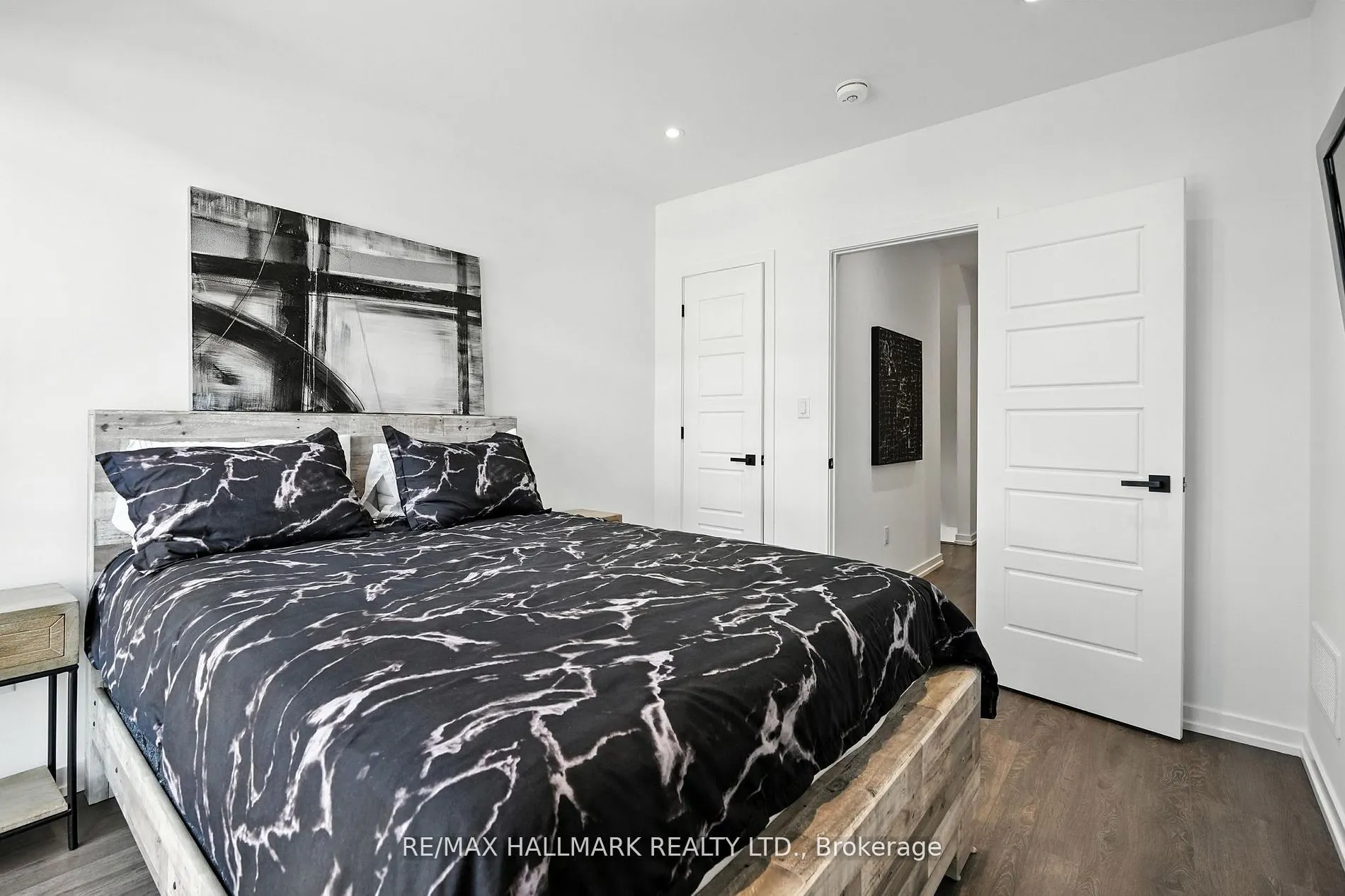 3658 Ferretti Court E