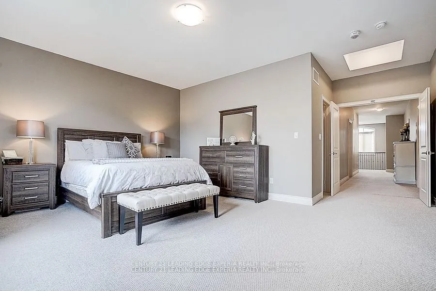 290 Inverness Way