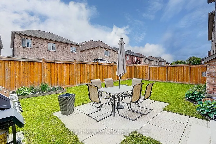 290 Inverness Way