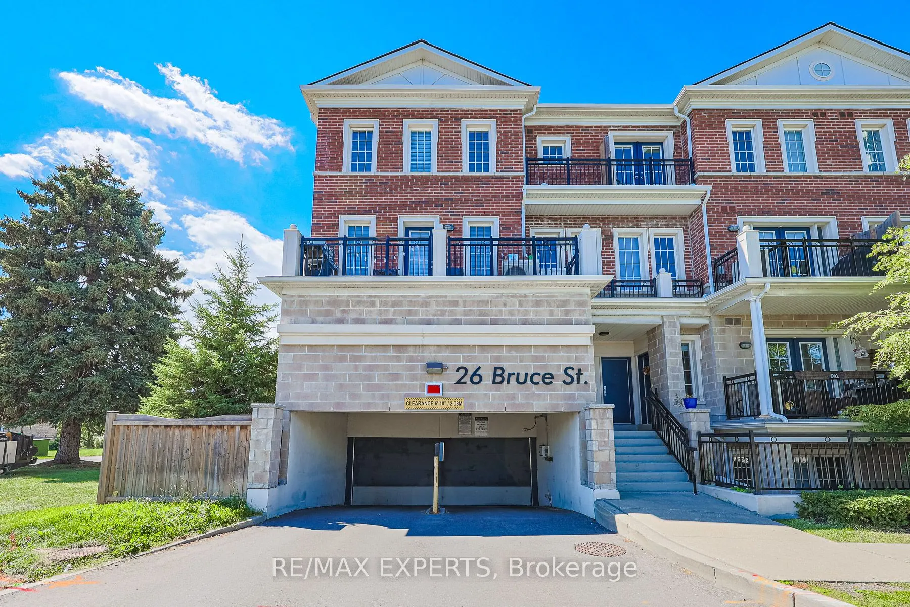 26 Bruce Street W, #B11