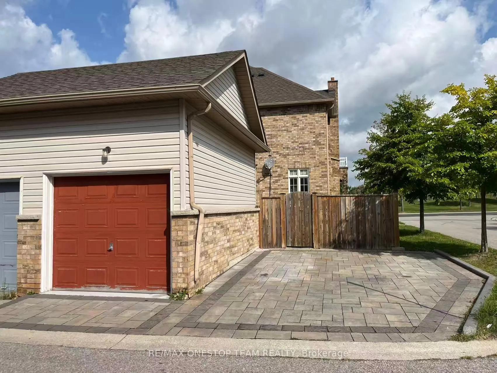 2005 Bur Oak Avenue