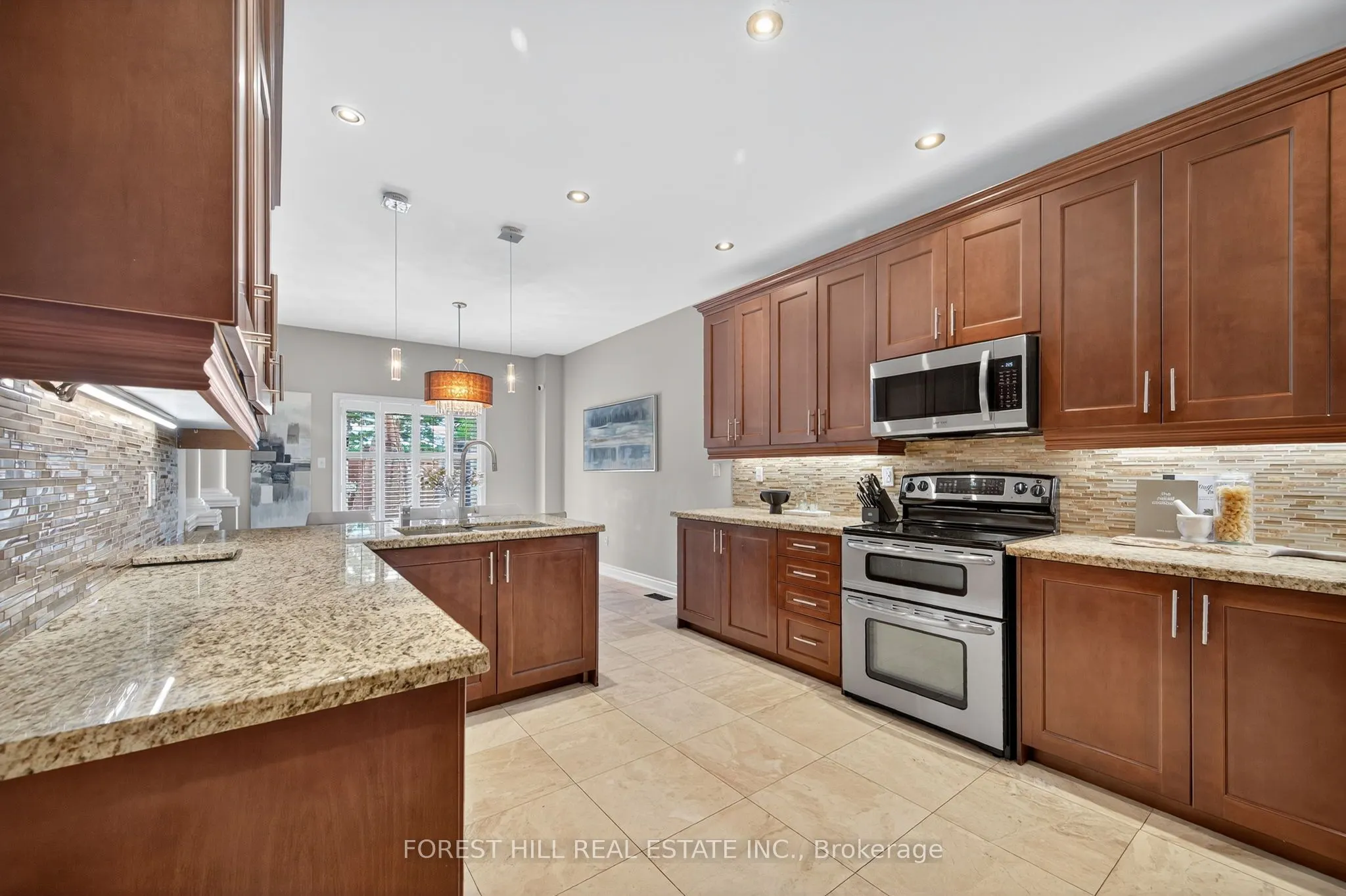 271 Autumn Hill Boulevard