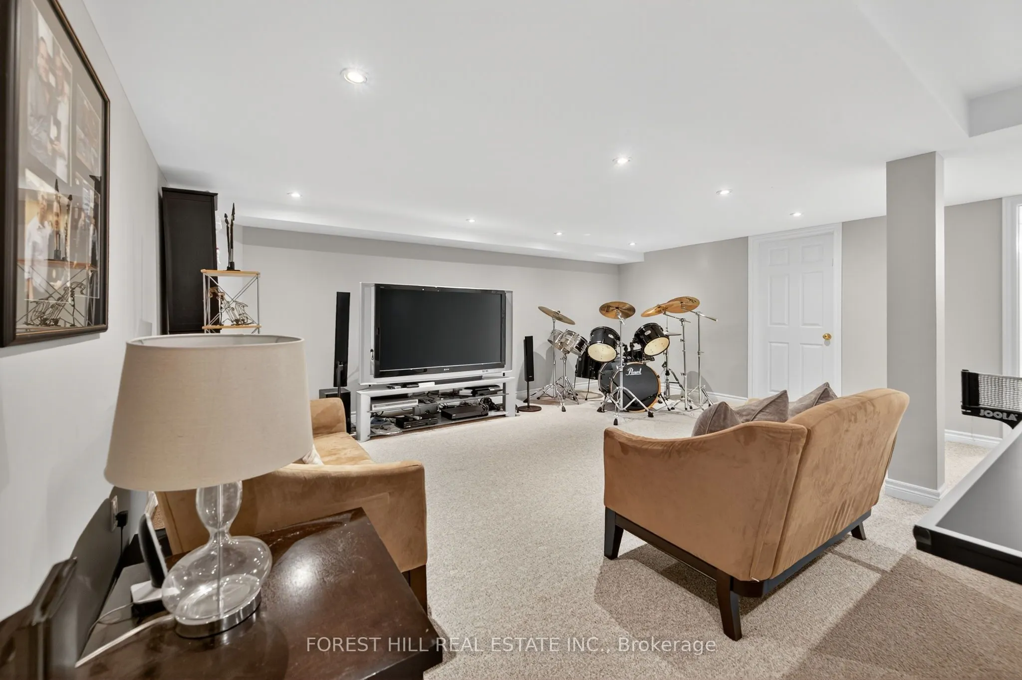 271 Autumn Hill Boulevard