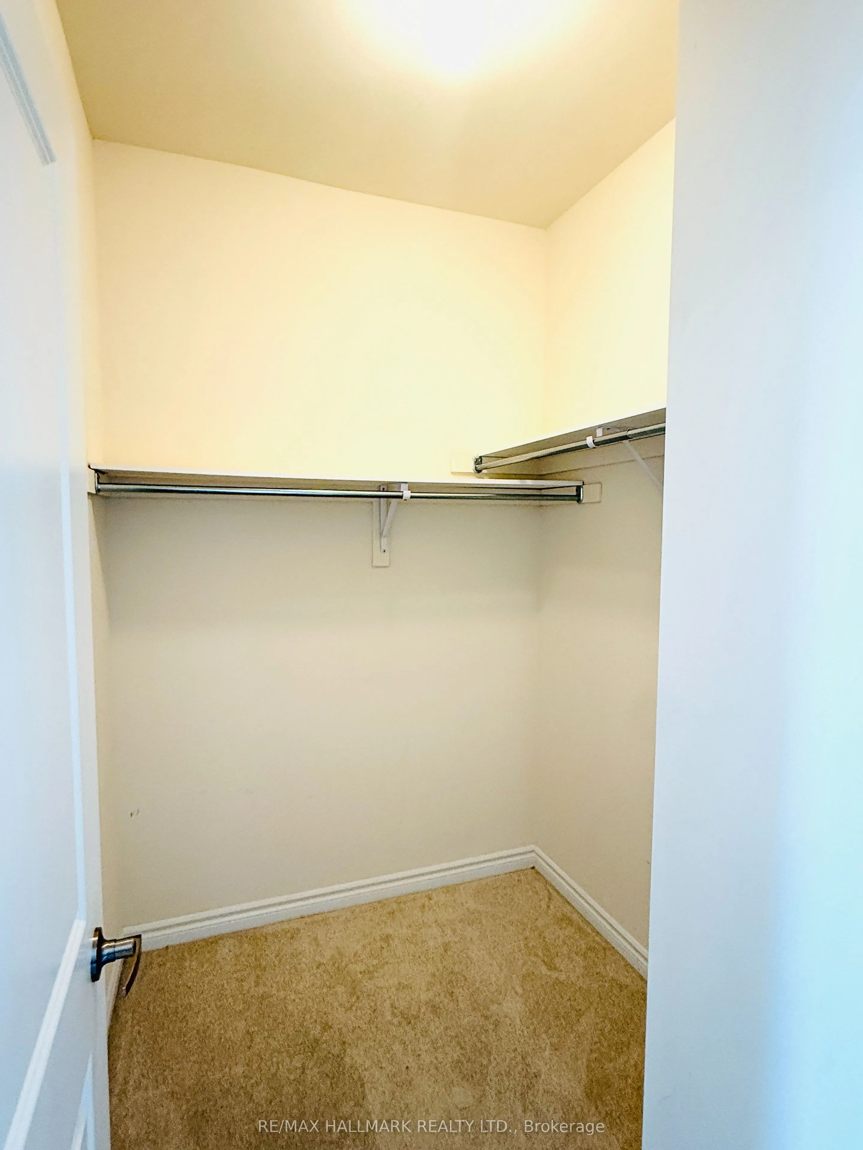 63 Puisaya Drive S