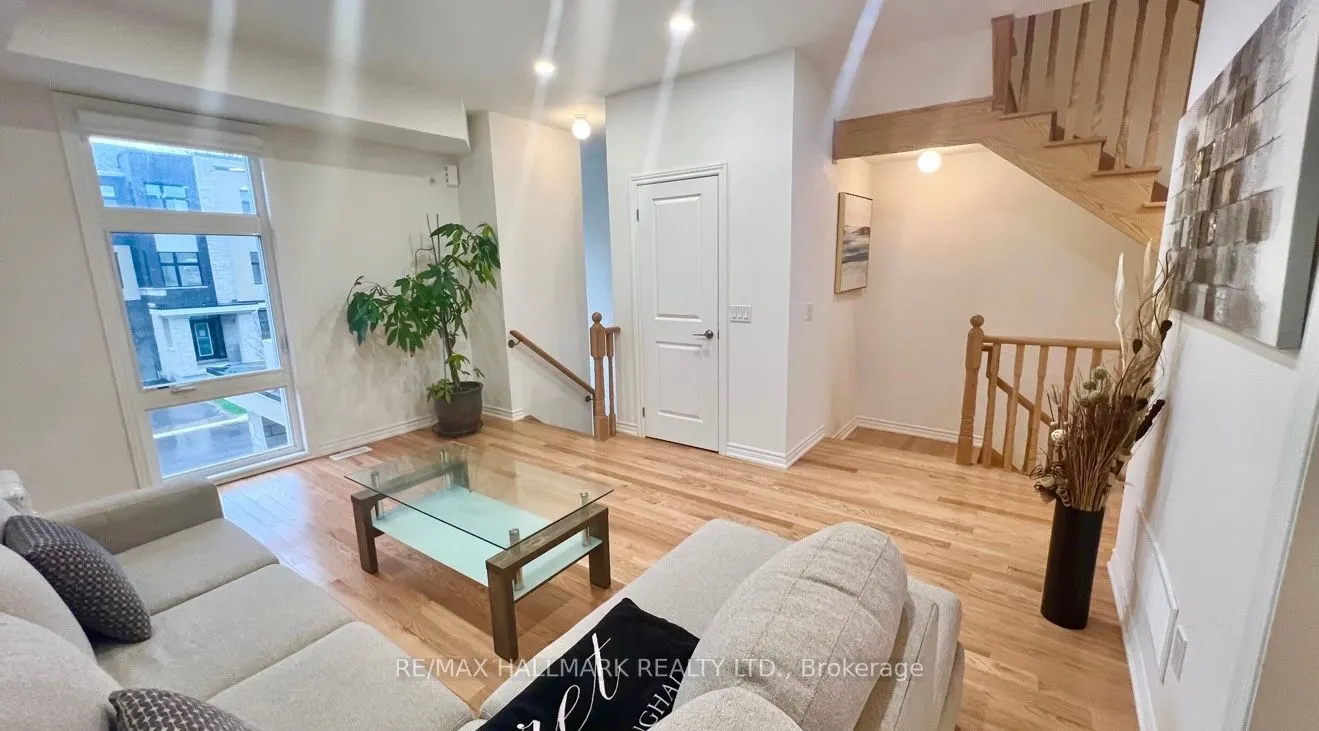 63 Puisaya Drive S