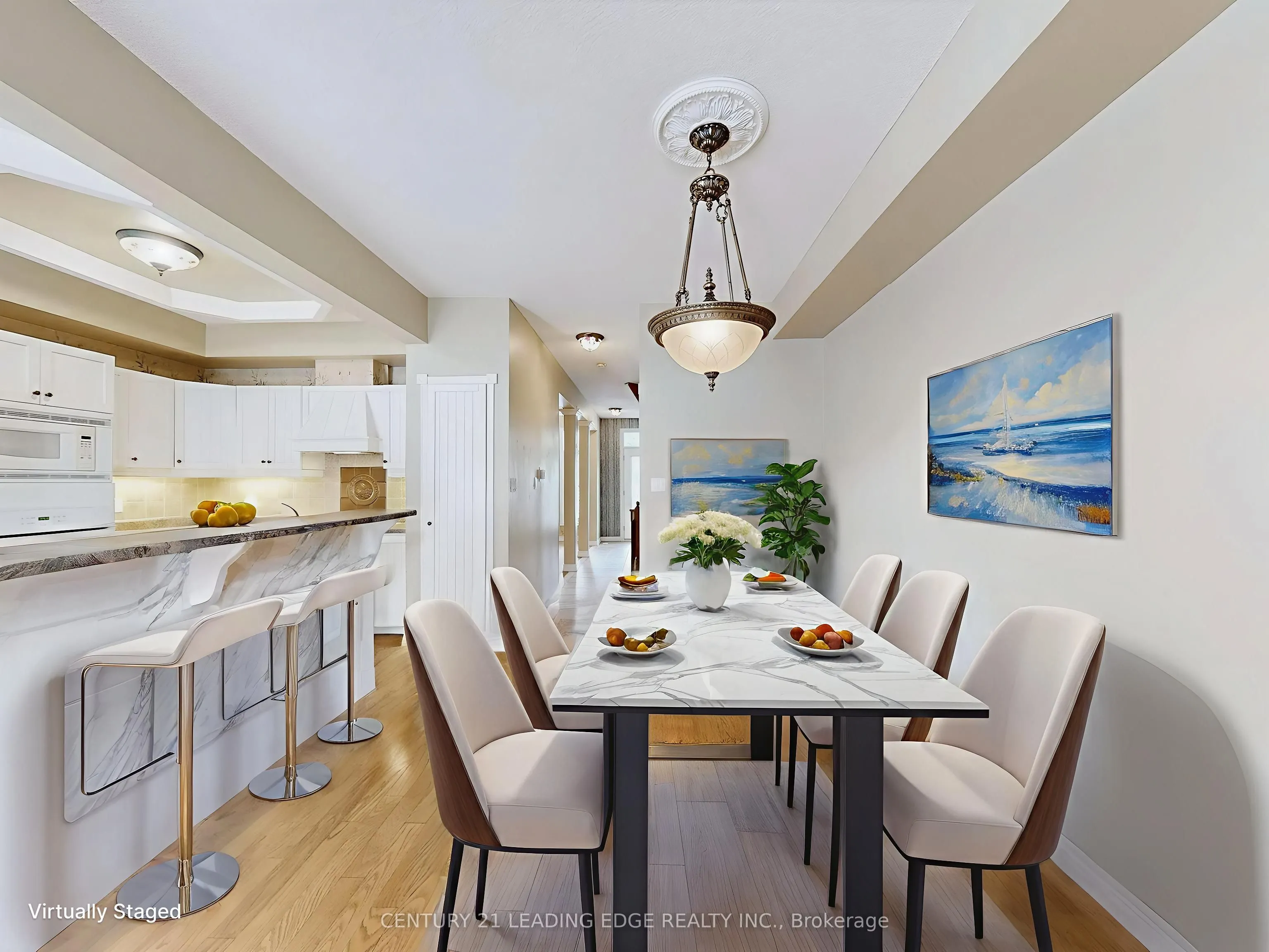 977 Lake Drive E