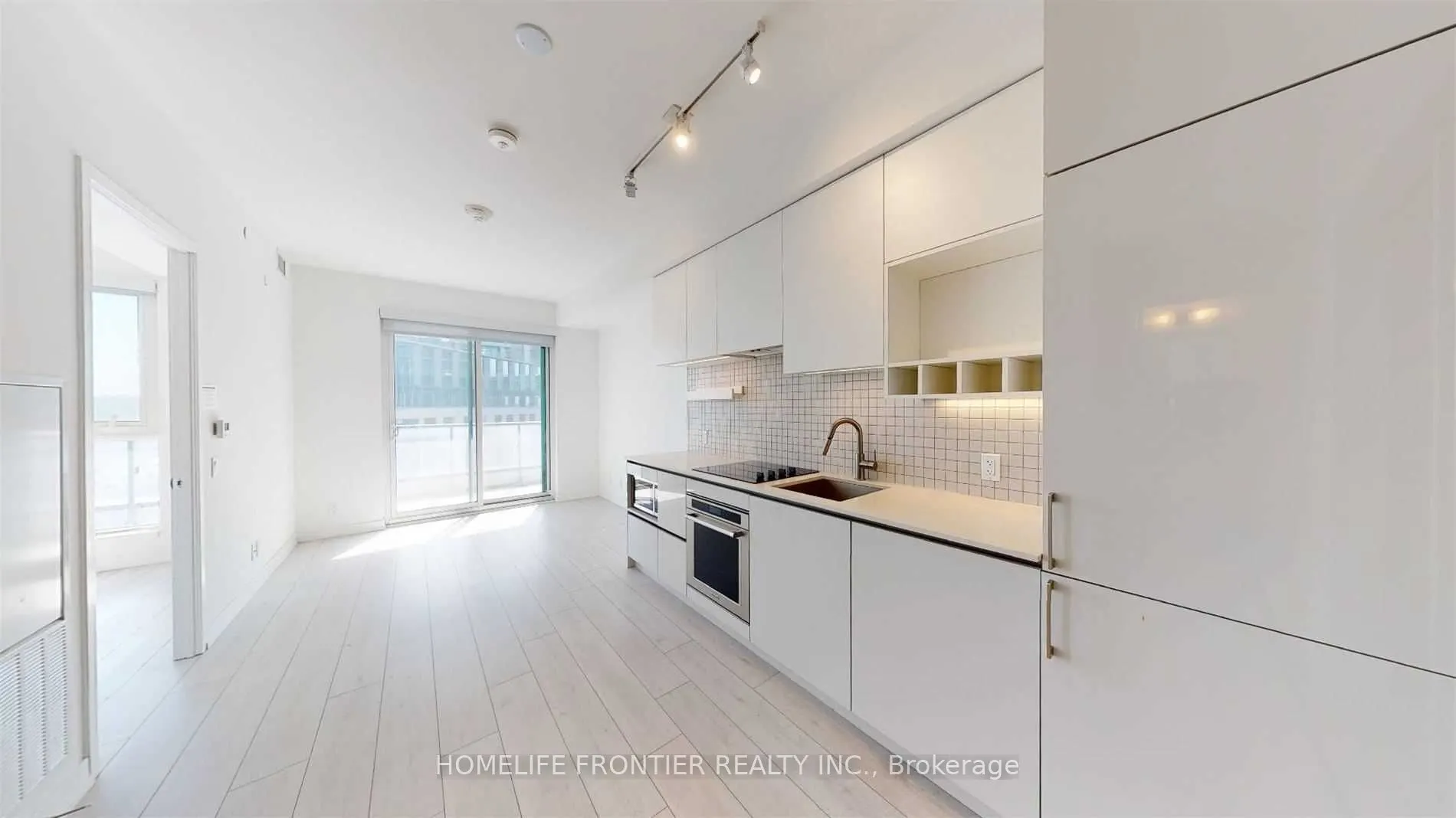 950 Portage Parkway, #603