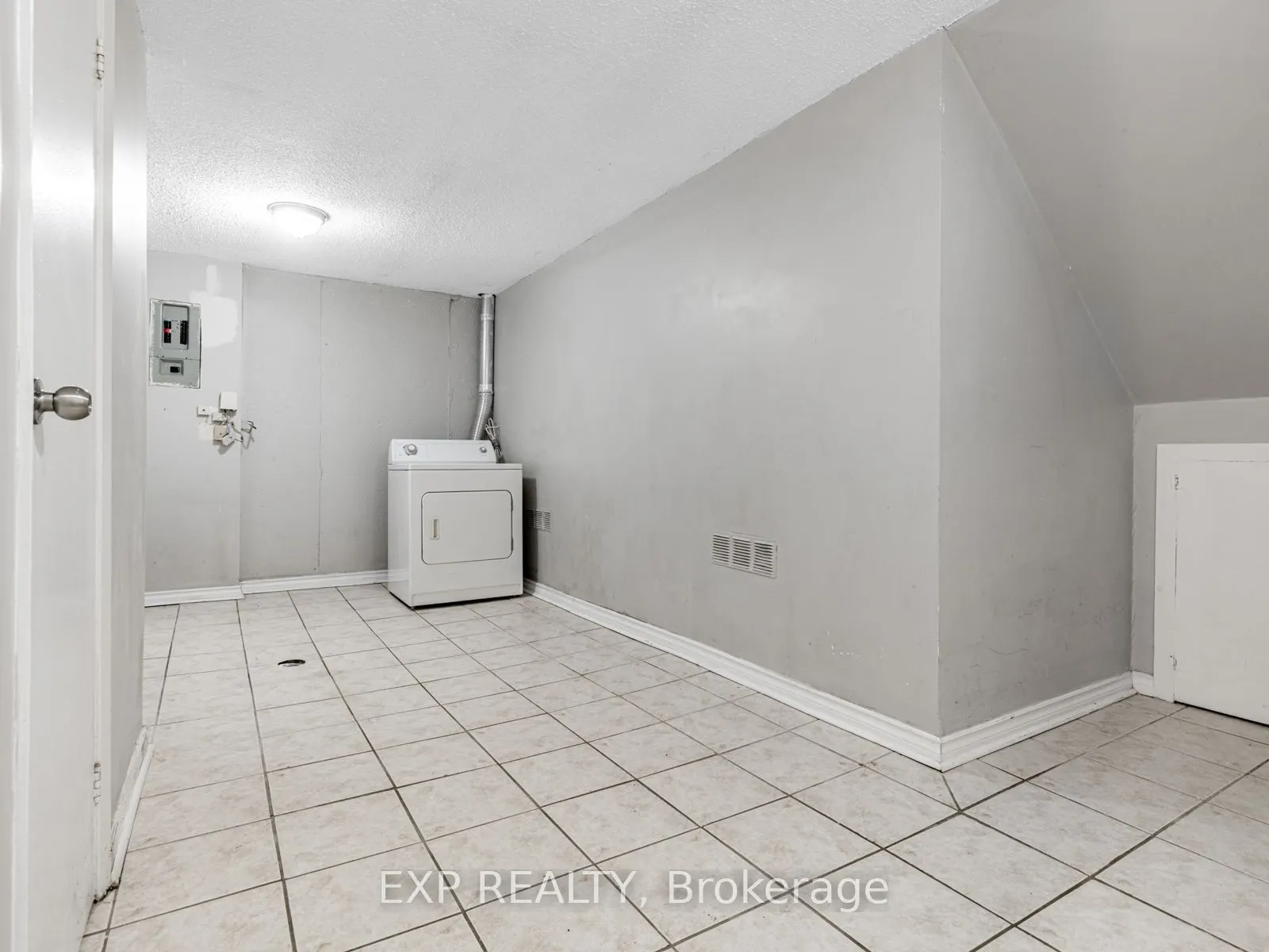 161 Milestone Crescent, #29