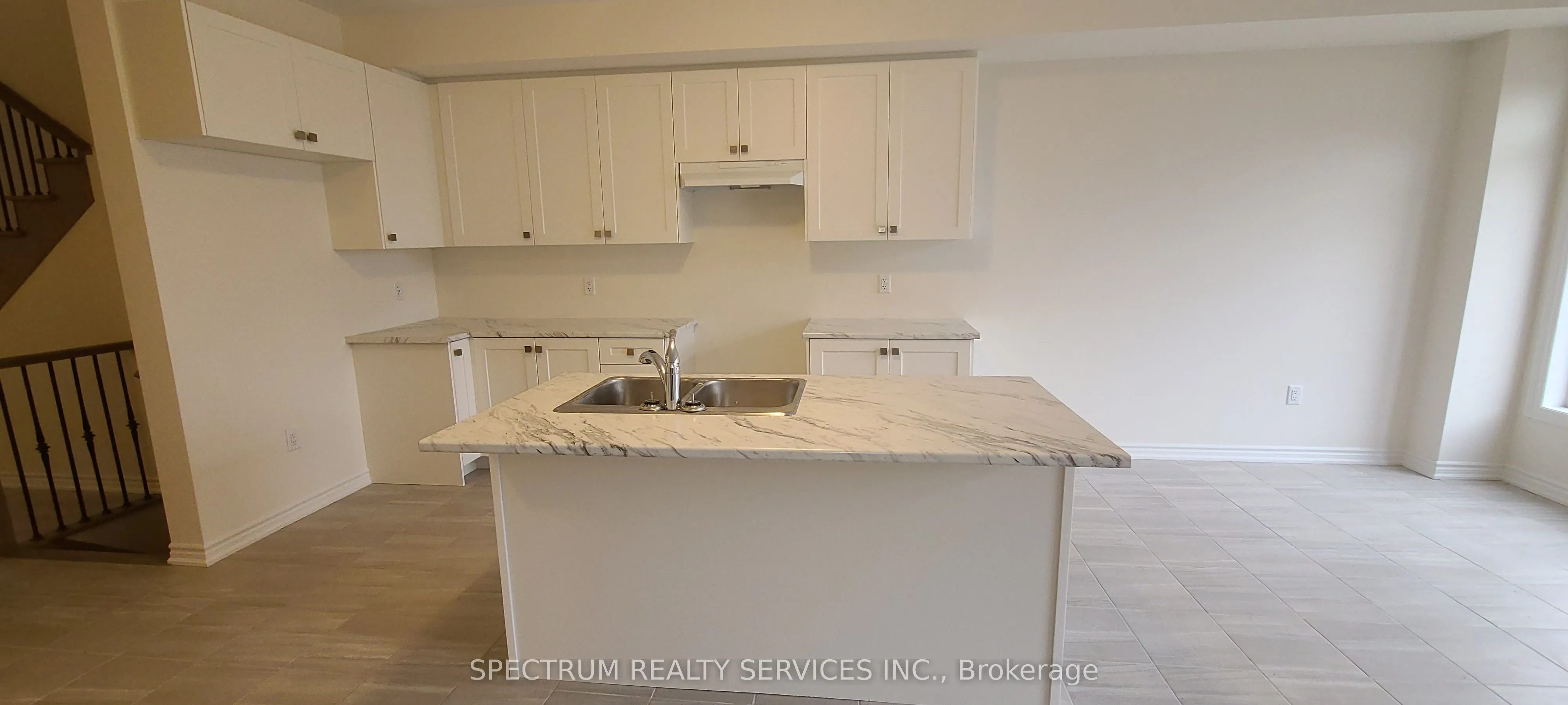 2233 Grainger Loop