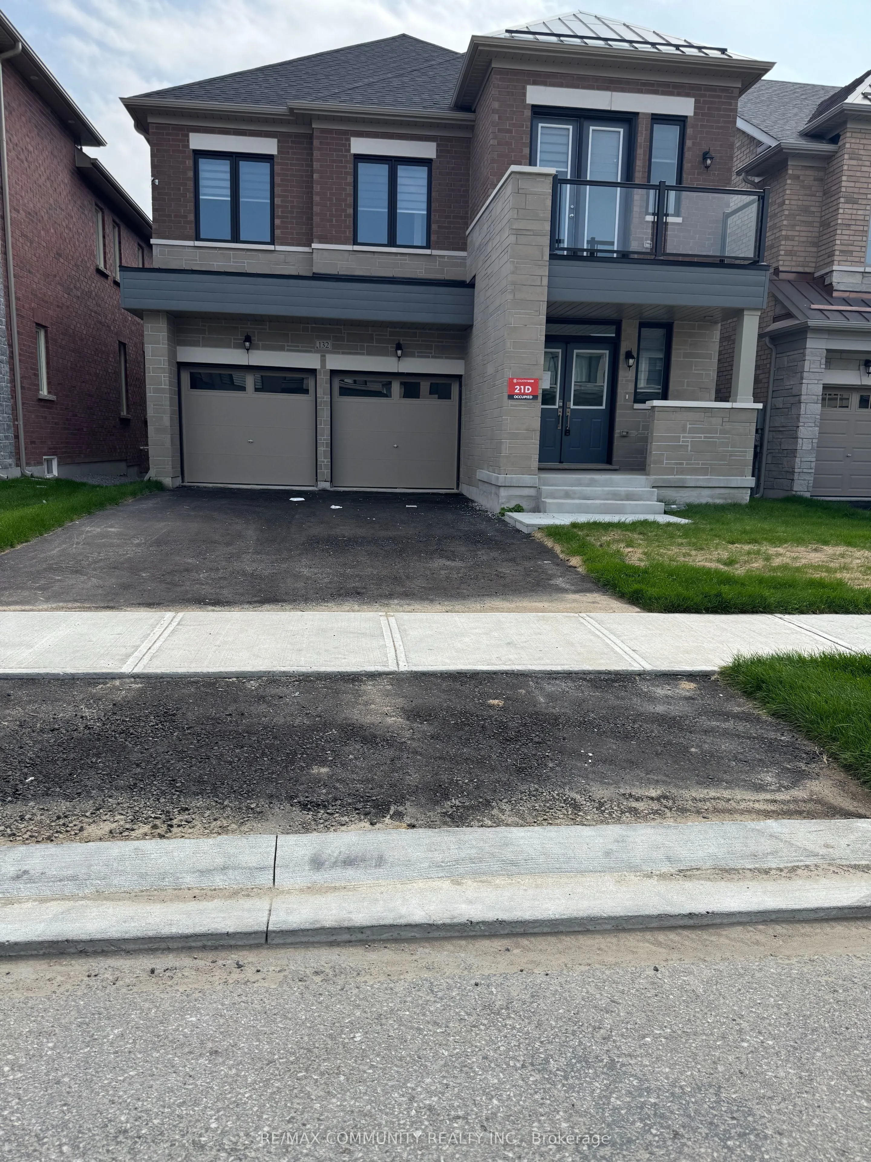 132 Kenneth Rogers Crescent, #Main