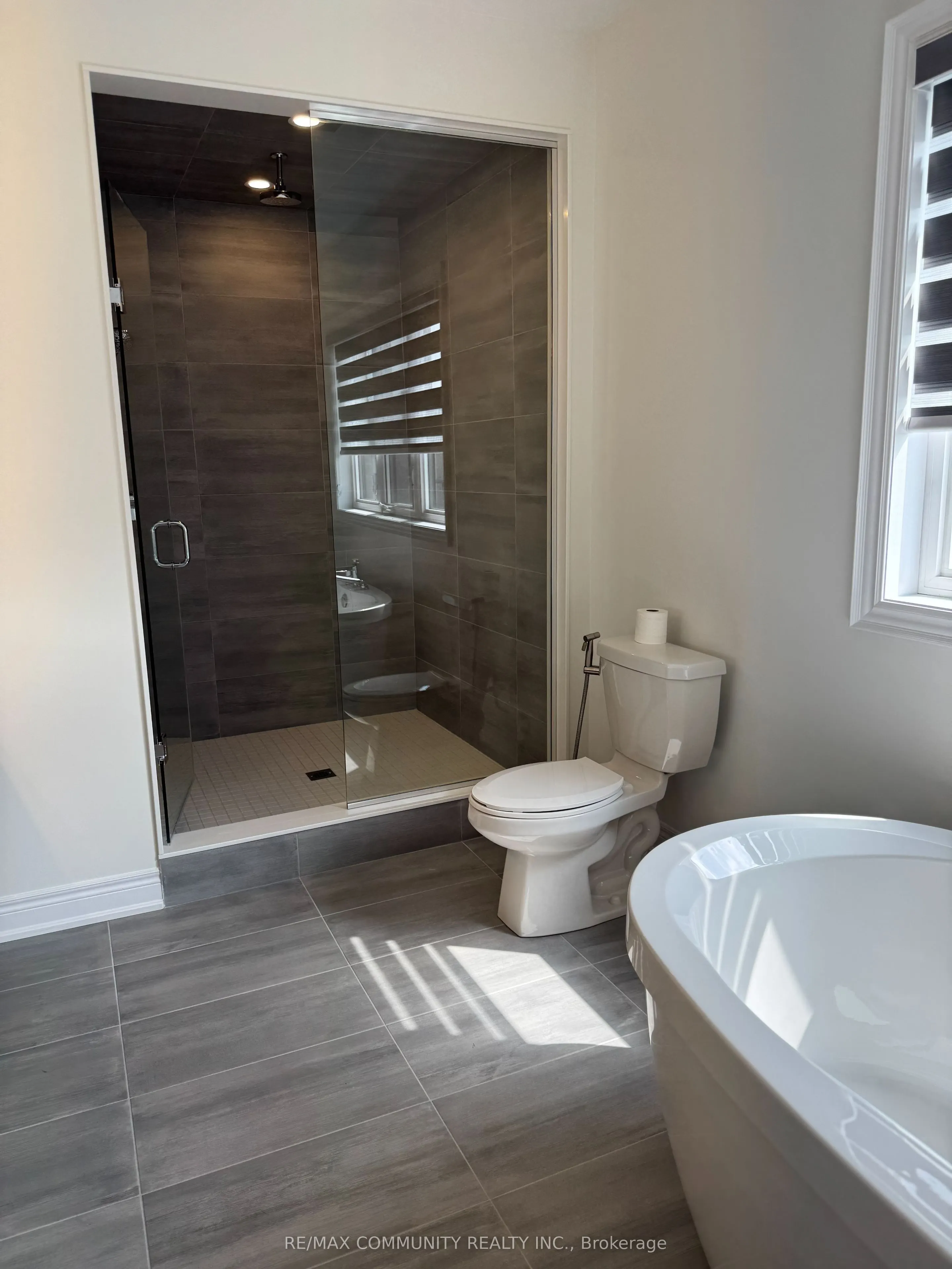 132 Kenneth Rogers Crescent, #Main