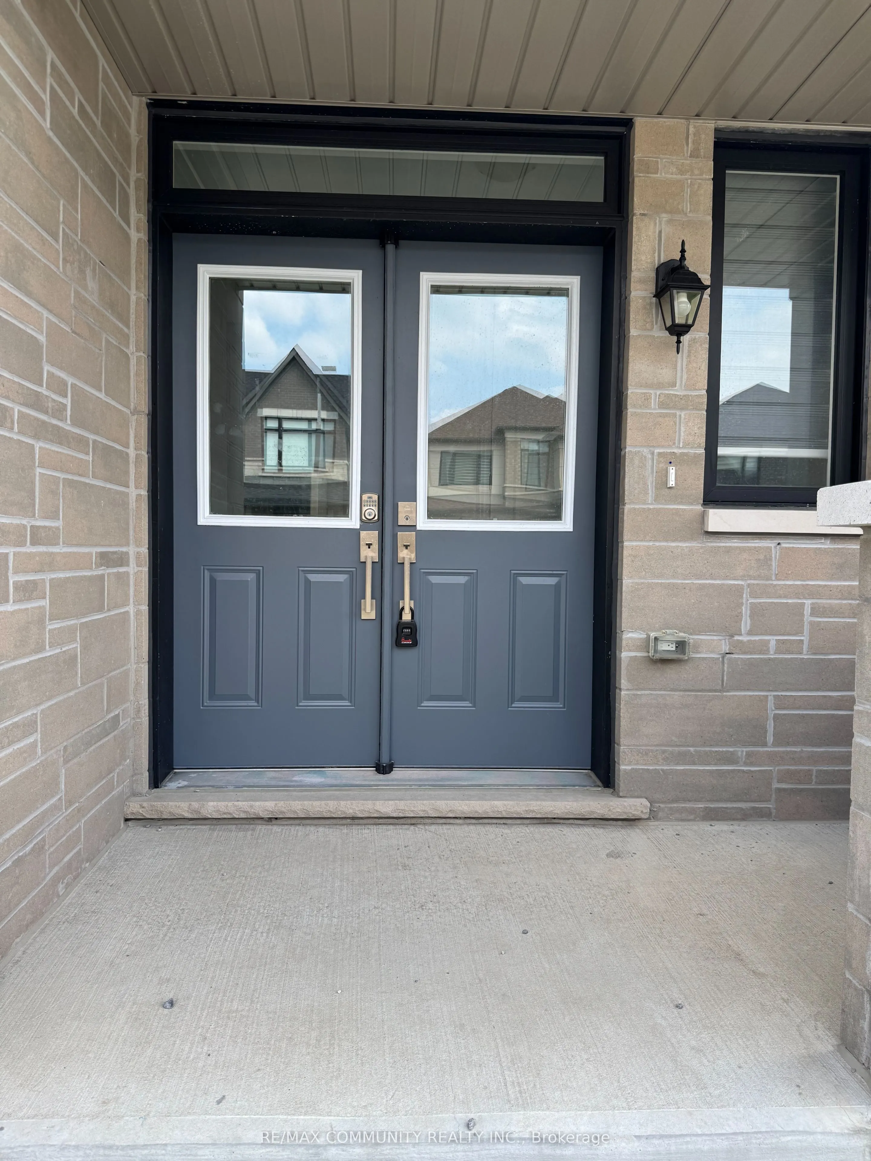 132 Kenneth Rogers Crescent, #Main