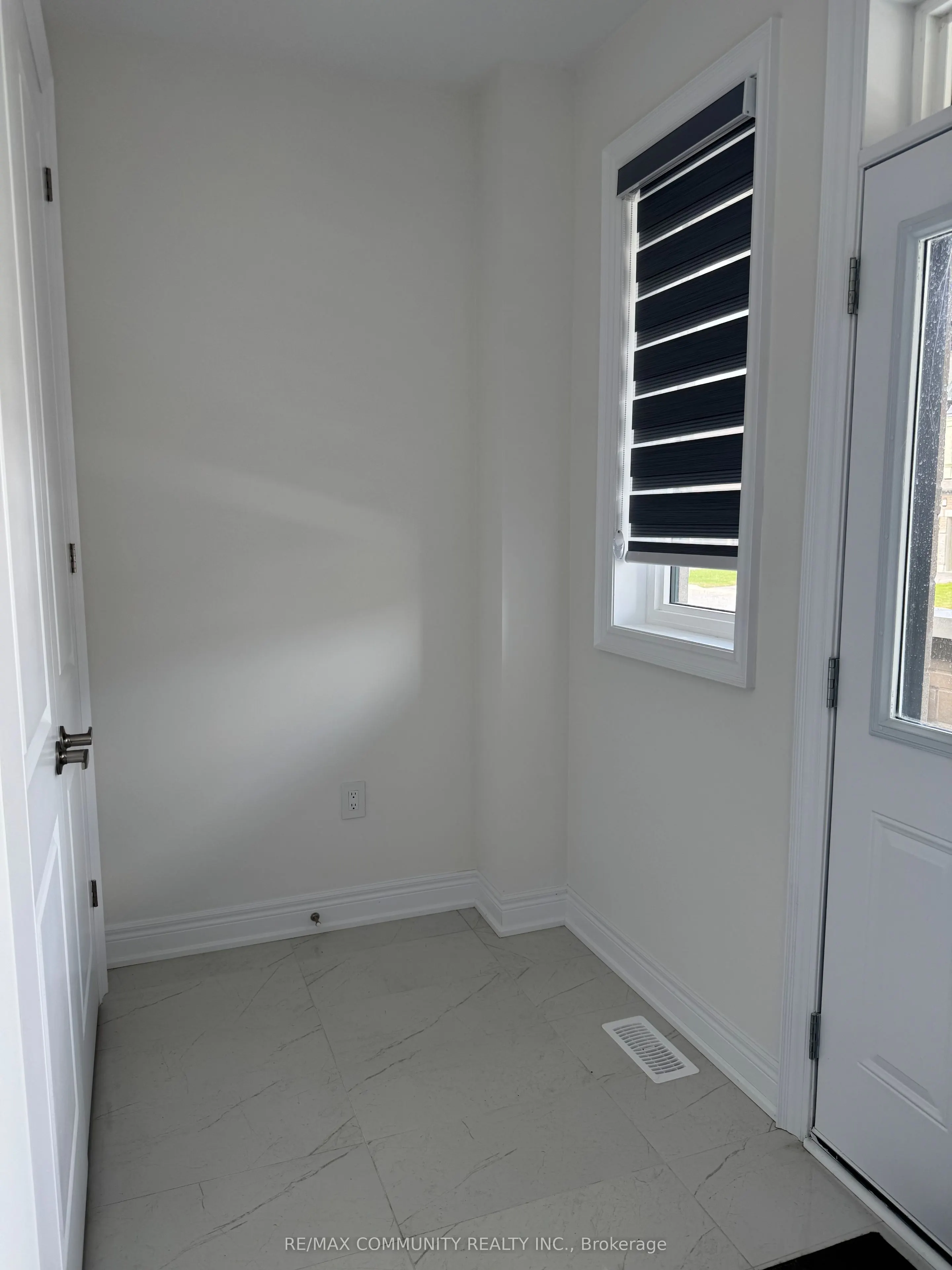 132 Kenneth Rogers Crescent, #Main