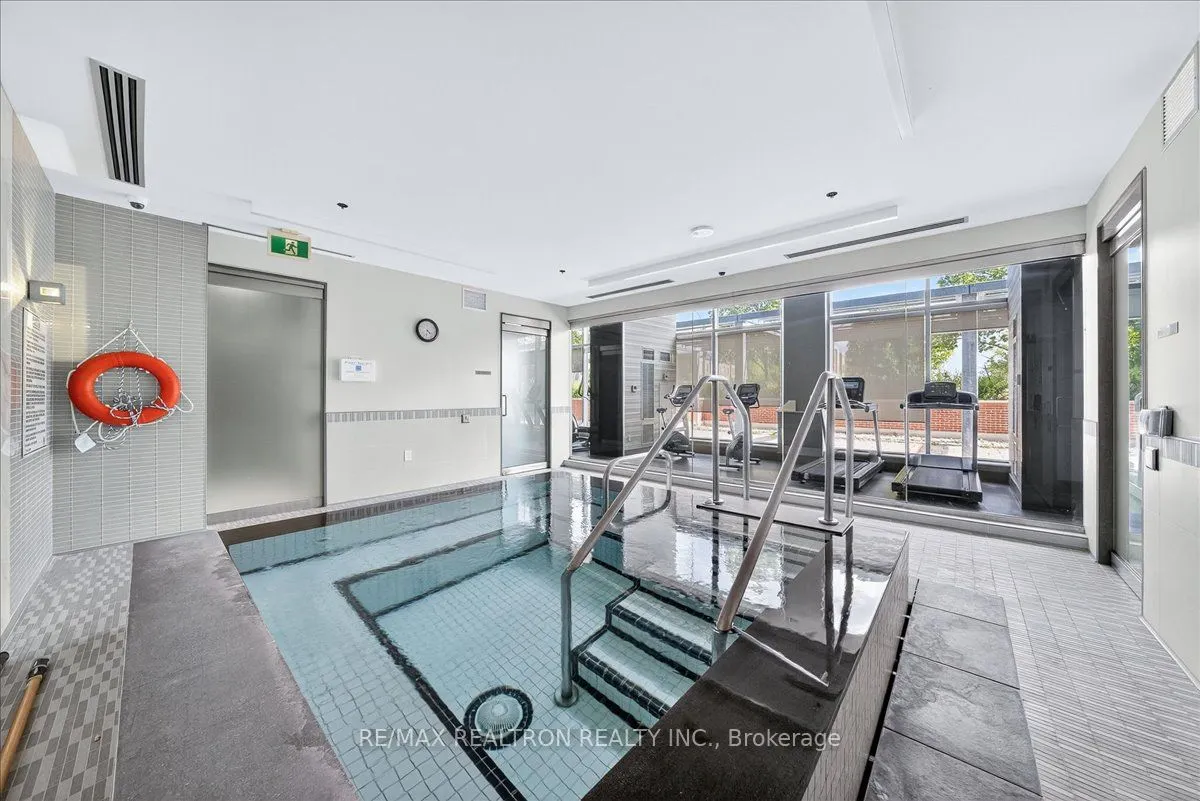 99 Eagle Rock Way, #204