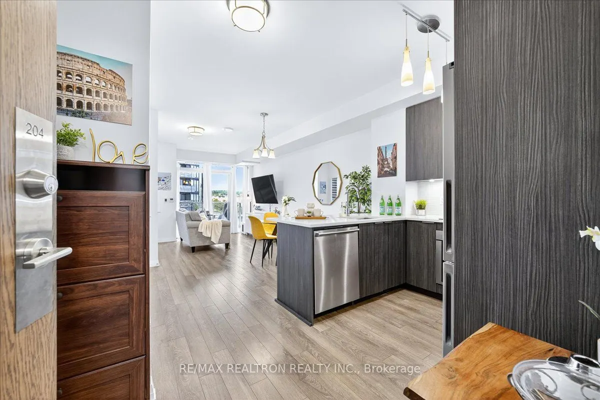 99 Eagle Rock Way, #204