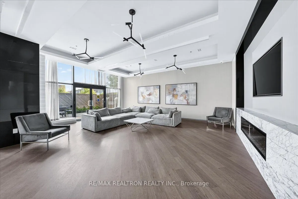 99 Eagle Rock Way, #204